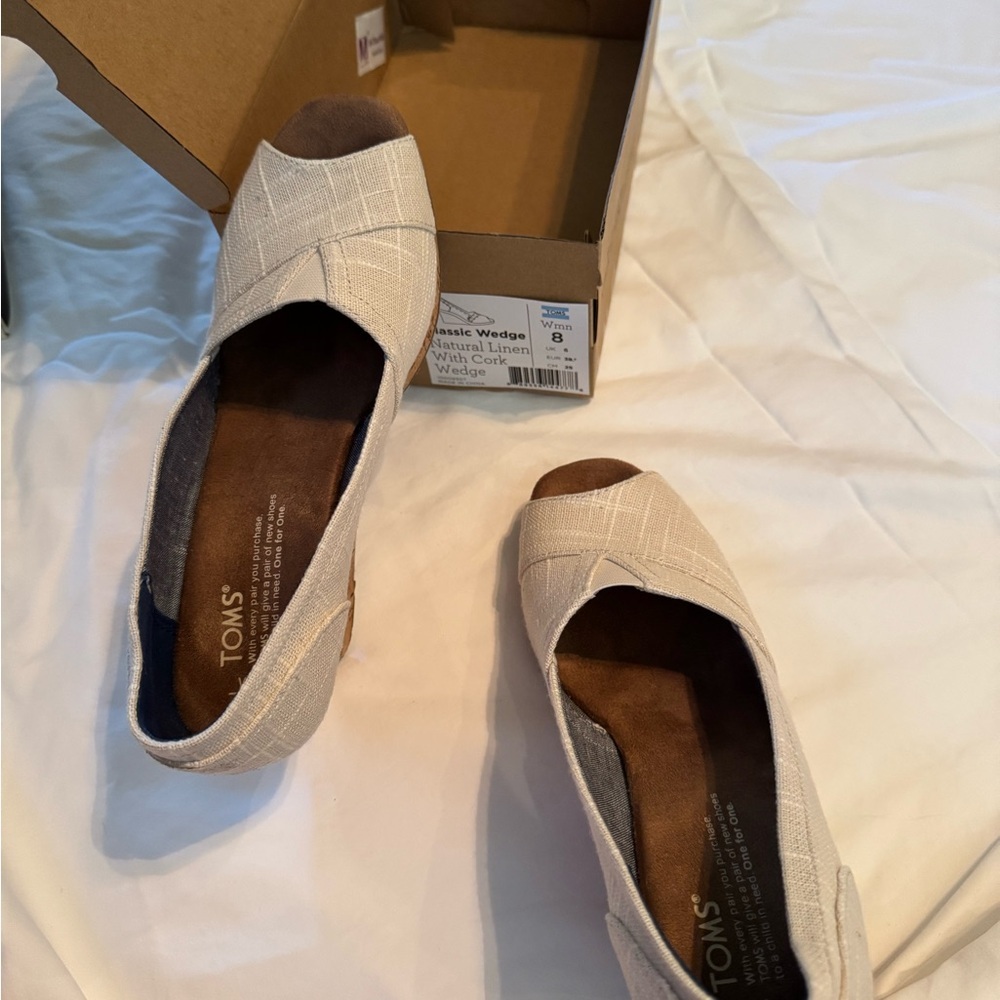 TOMS Natural Linen & Brown Wedges – Women’s Comfort Heel Sandals
